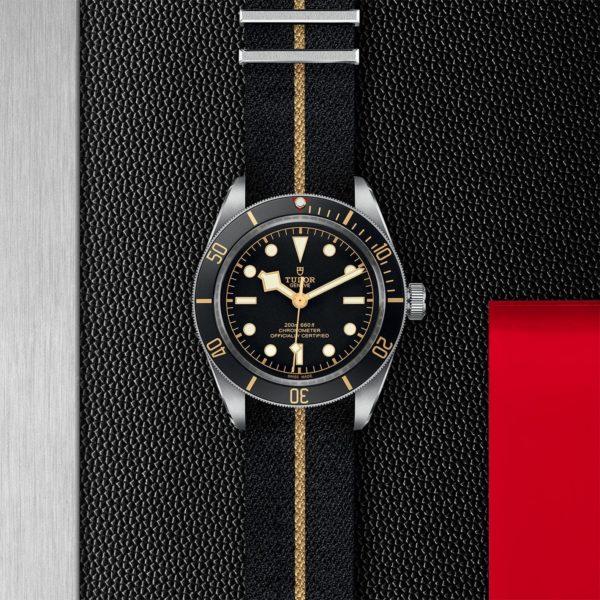 Black Bay 58 | 79030N | Steel | M79030N-0003 | Tudor Official Retailer - Srichai Watch
