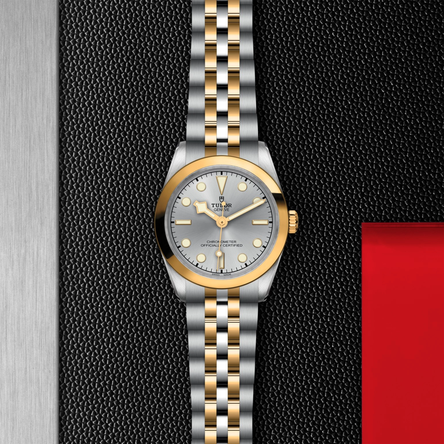 tudor-m79603-0002-gallery2-26 Black Bay One | 79603 | Steel and Gold | M79603-0002 | Tudor Official Retailer - Srichai Watch