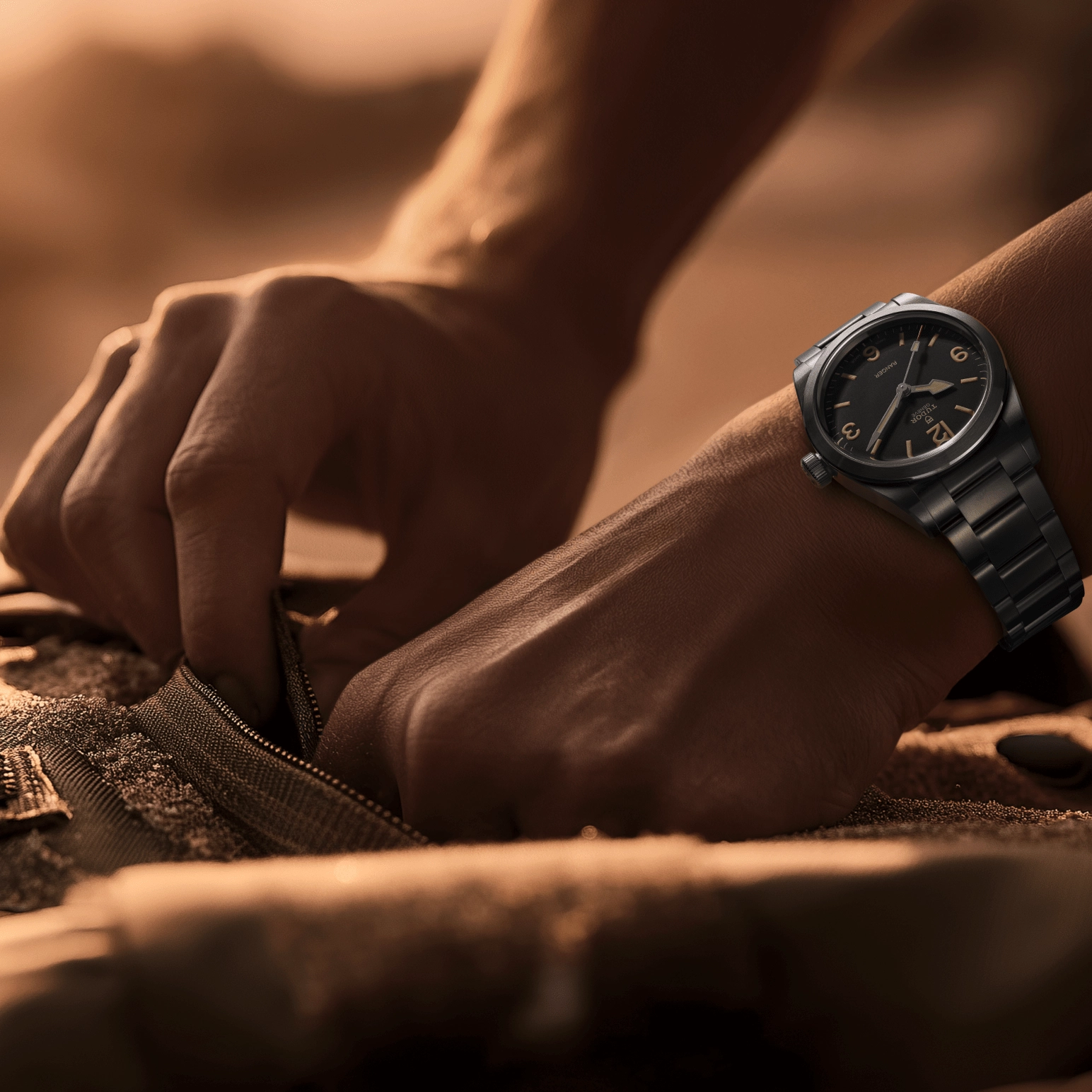 tudor-m79930-0001-gallery4-new26 Ranger | 79930 | Steel | M79930-0001 | Tudor Official Retailer - Srichai Watch