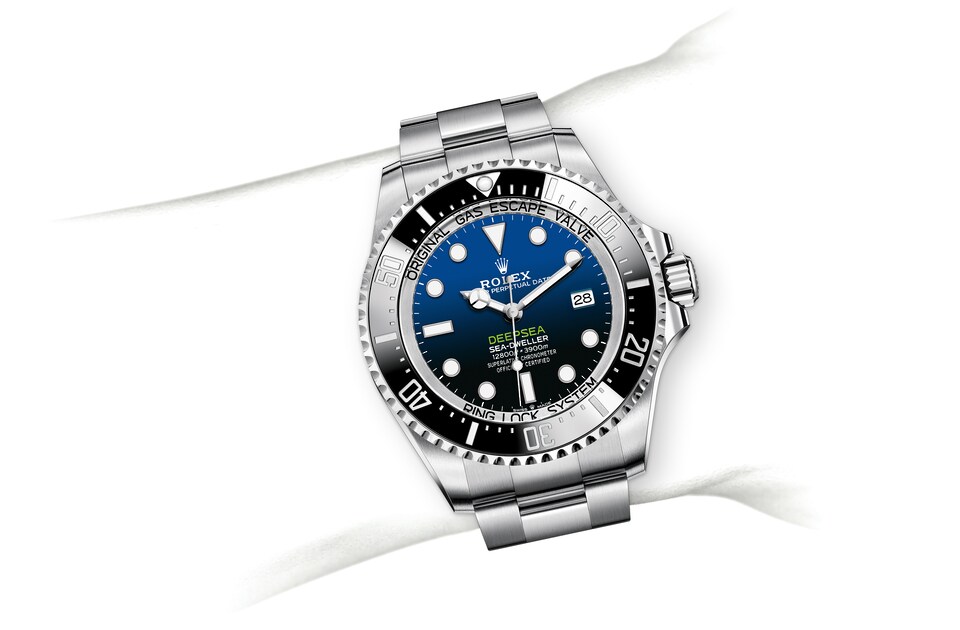 Rolex Sea-Dweller | 136660 | Rolex Deepsea | Coloured dial | D-Blue Dial | Ceramic Bezel and Luminescent Display | Oystersteel | m136660-0003 | Men Watch | Rolex Official Retailer - Srichai Watch