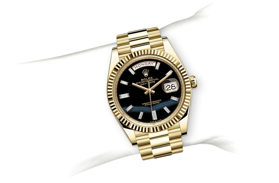 Rolex Day-Date | 228238 | Day-Date 40 | Dark dial | Onyx dial | The Fluted Bezel | 18 ct yellow gold | m228238-0059 | Men Watch | Rolex Official Retailer - Srichai Watch
