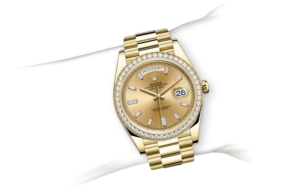 Rolex Day-Date | 228348RBR | Day-Date 40 | Coloured dial | Champagne-colour dial | Diamond-Set Bezel | 18 ct yellow gold | m228348rbr-0002 | Men Watch | Rolex Official Retailer - Srichai Watch