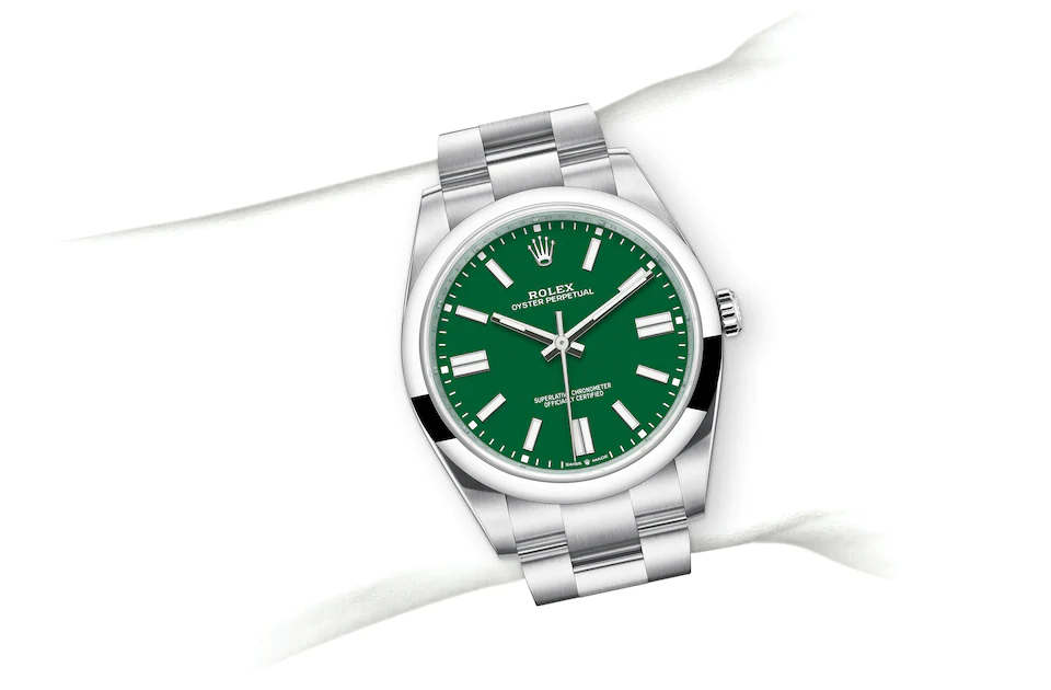Rolex Oyster Perpetual | 124300 | Oyster Perpetual 41 | Coloured dial | Green Dial | Oystersteel | The Oyster bracelet | M124300-0005 | Men Watch | Rolex Official Retailer - Srichai Watch