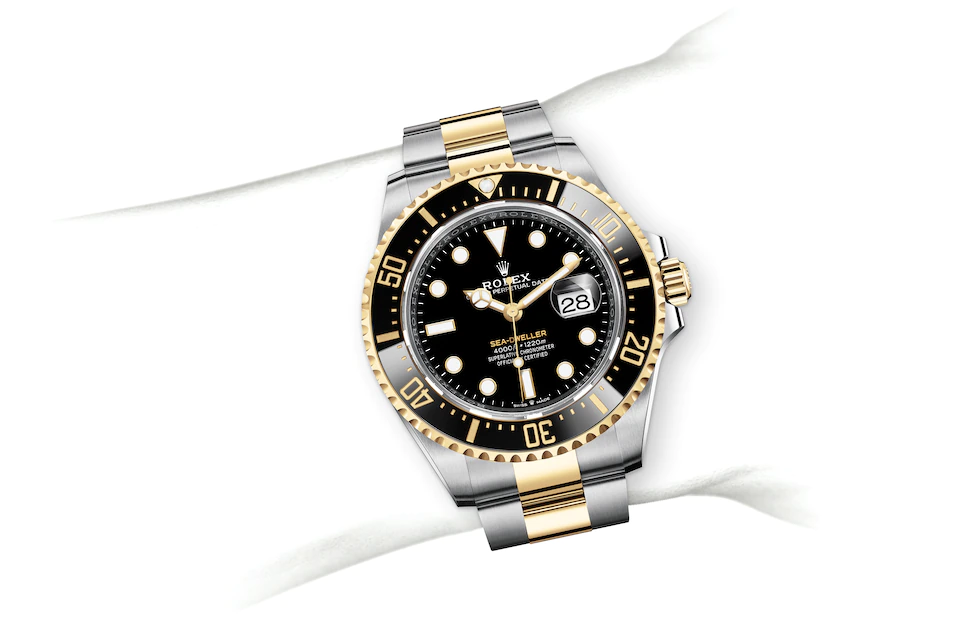 Rolex Sea-Dweller | 126603 | Sea-Dweller | หน้าปัดสีเข้ม | ขอบเซรามิกและหน้าปัดเรืองแสง | หน้าปัดสีดำ | Yellow Rolesor | M126603-0001 | ชาย Watch | Rolex Official Retailer - Srichai Watch