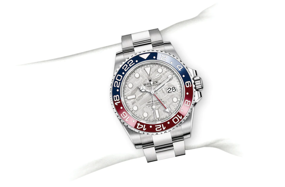 Rolex GMT-Master II | 126719BLRO | GMT-Master II | หน้าปัดสีอ่อน | หน้าปัดเมทิโอไรต์ | ขอบหน้าปัดแสดงเวลา 24 ชั่วโมงแบบหมุนได้ | ทองคำขาว 18 กะรัต | M126719BLRO-0002 | ชาย Watch | Rolex Official Retailer - Srichai Watch