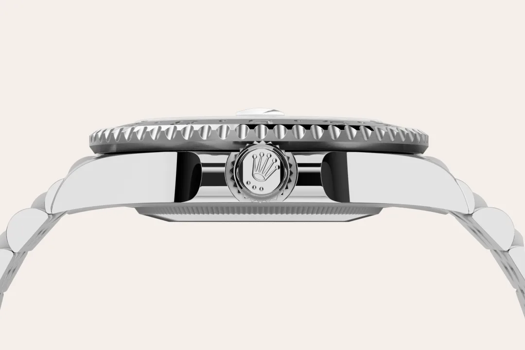 Rolex GMT-Master II in Oystersteel, M126710GRNR-0003 - Srichai Watch Rolex GMT-Master II in Oystersteel, M126710GRNR-0003 - Srichai Watch