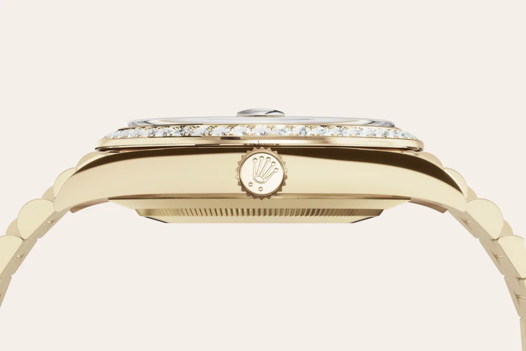 Rolex Day-Date in 18 ct yellow gold, M228348RBR-0002 - Srichai Watch Rolex Day-Date in 18 ct yellow gold, M228348RBR-0002 - Srichai Watch