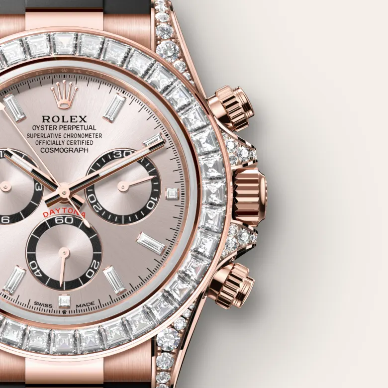Rolex Cosmograph Daytona in เอเวอร์โรสโกลด์ 18 กะรัต พร้อมสลักตะขอประดับเพชร, M126535TBR-0002 - Srichai Watch