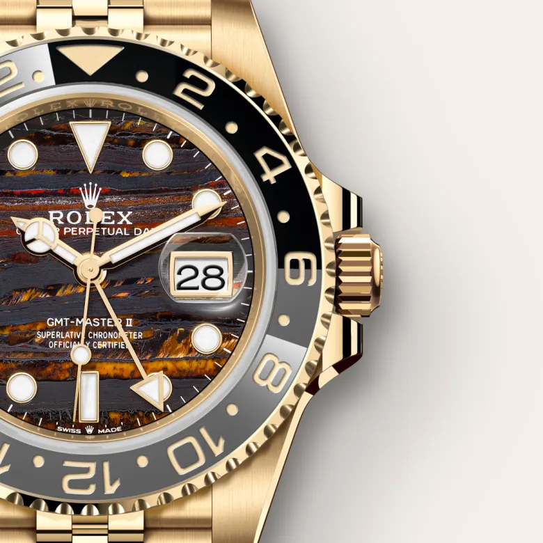 Rolex GMT-Master II in 18 ct yellow gold, m126718grnr-0002 - Srichai Watch