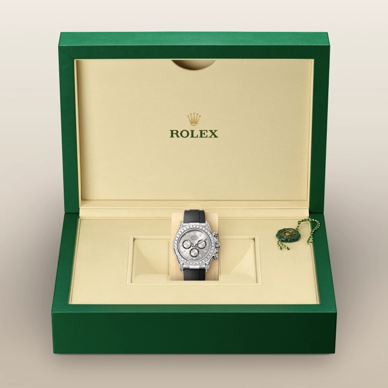 Rolex Cosmograph Daytona in 18 ct white gold with lugs set with diamonds, m126539tbr-0002 - Srichai Watch
