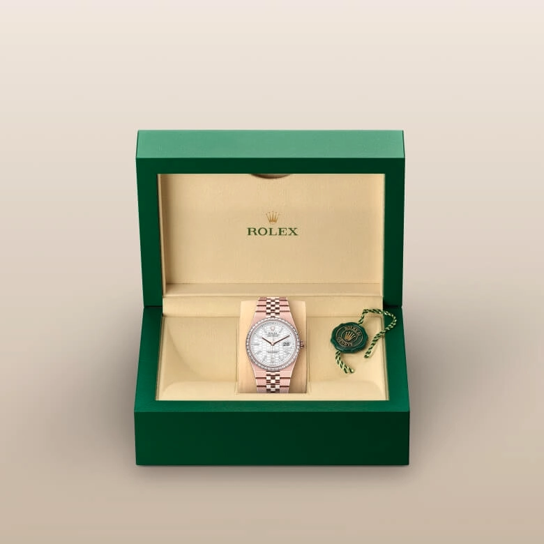 Rolex Land-Dweller in 18 ct Everose gold, M127285TBR-0002 - Srichai Watch