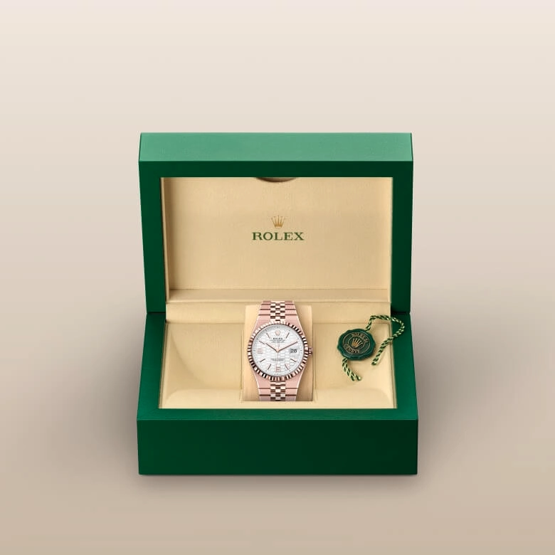 Rolex Land-Dweller in Everose gold 18 กะรัต, M127335-0001 - Srichai Watch