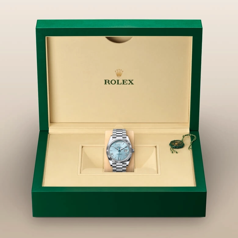 Rolex Day-Date in Platinum, M228236-0012 - Srichai Watch