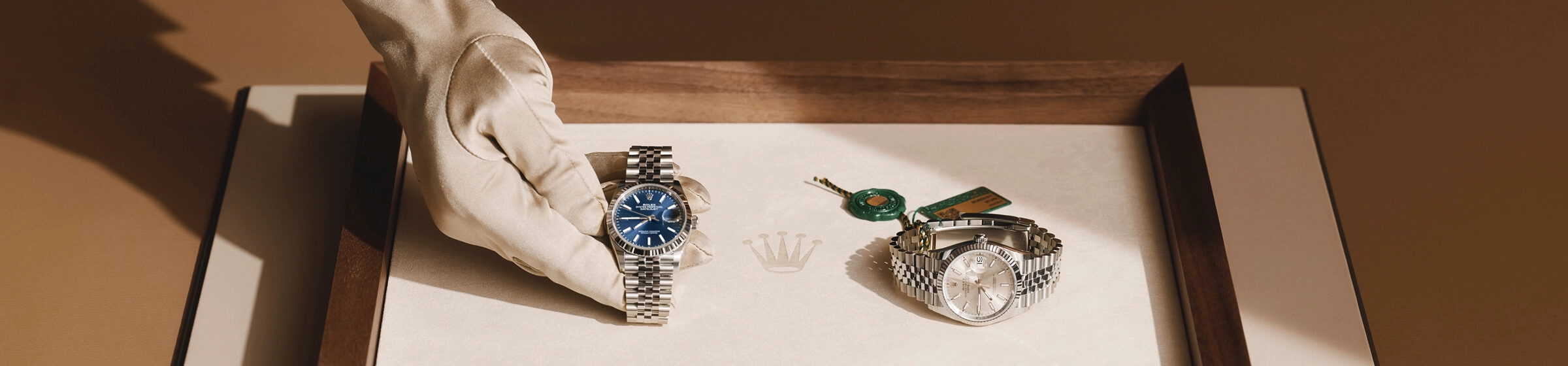 Rolex Day-Date in 18 ct yellow gold, m228398tbr-0039 - Srichai Watch Rolex Day-Date in 18 ct yellow gold, m228398tbr-0039 - Srichai Watch