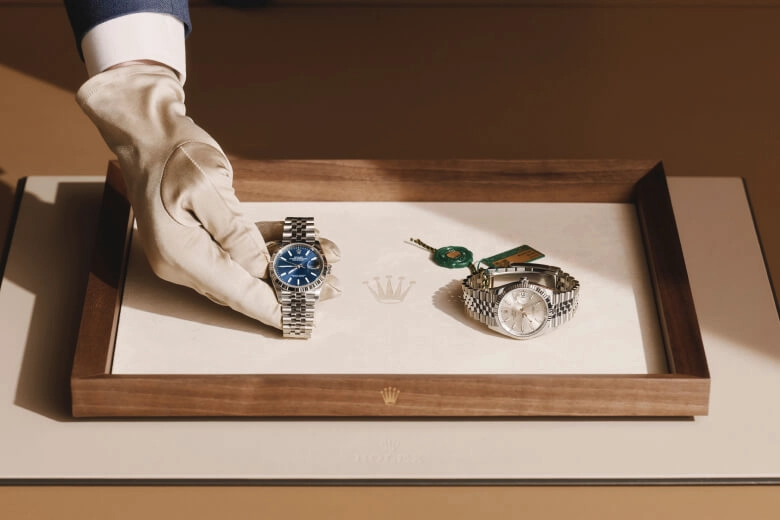 Rolex Sky-Dweller Everose gold 18 กะรัต, M336235-0003 - ศรีชัย วอทช์