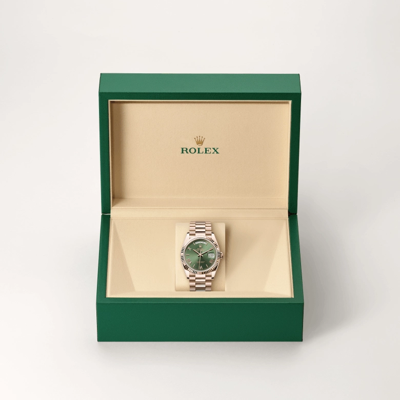 Rolex Day-Date in 18 ct Everose gold, M128235-0089 - Srichai Watch