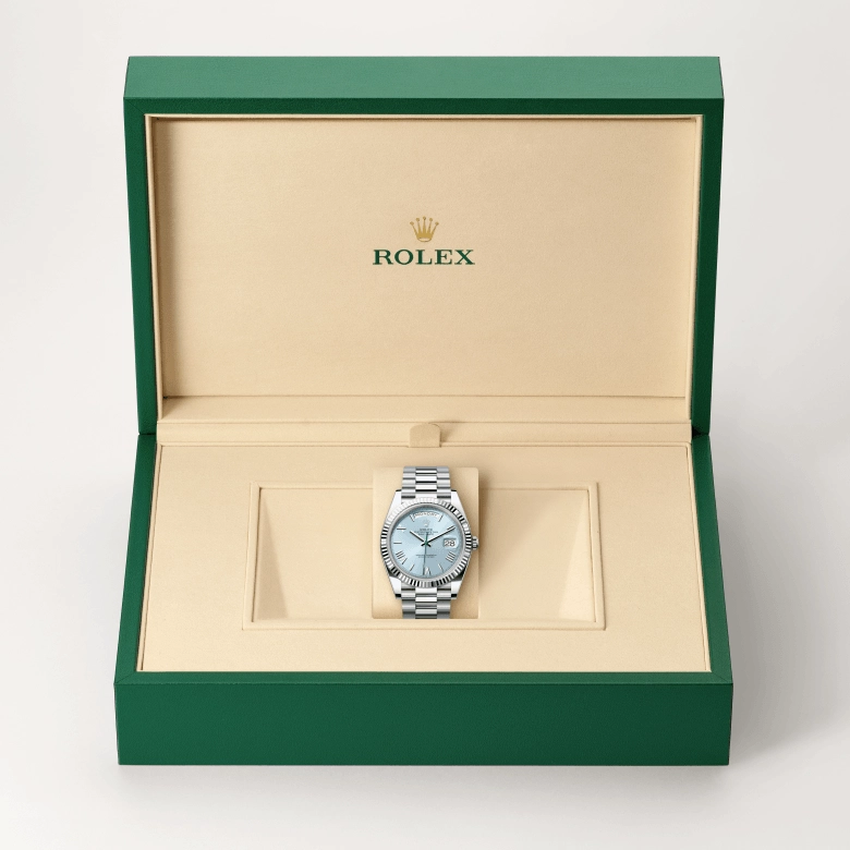 Rolex Day-Date in แพลทินัม, M228236-0012 - Srichai Watch