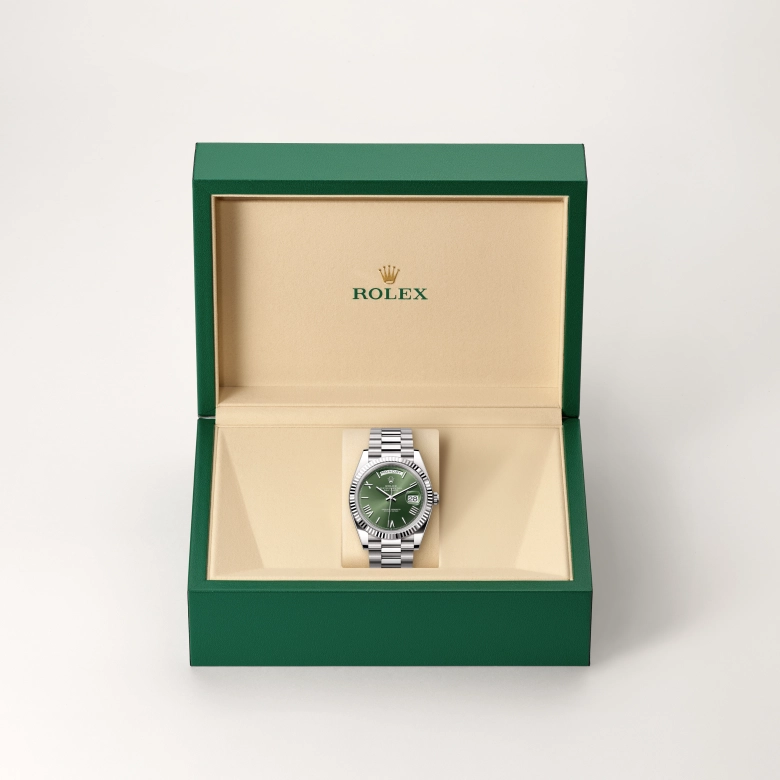 Rolex Day-Date in ทองคำขาว 18 กะรัต, M228239-0033 - Srichai Watch